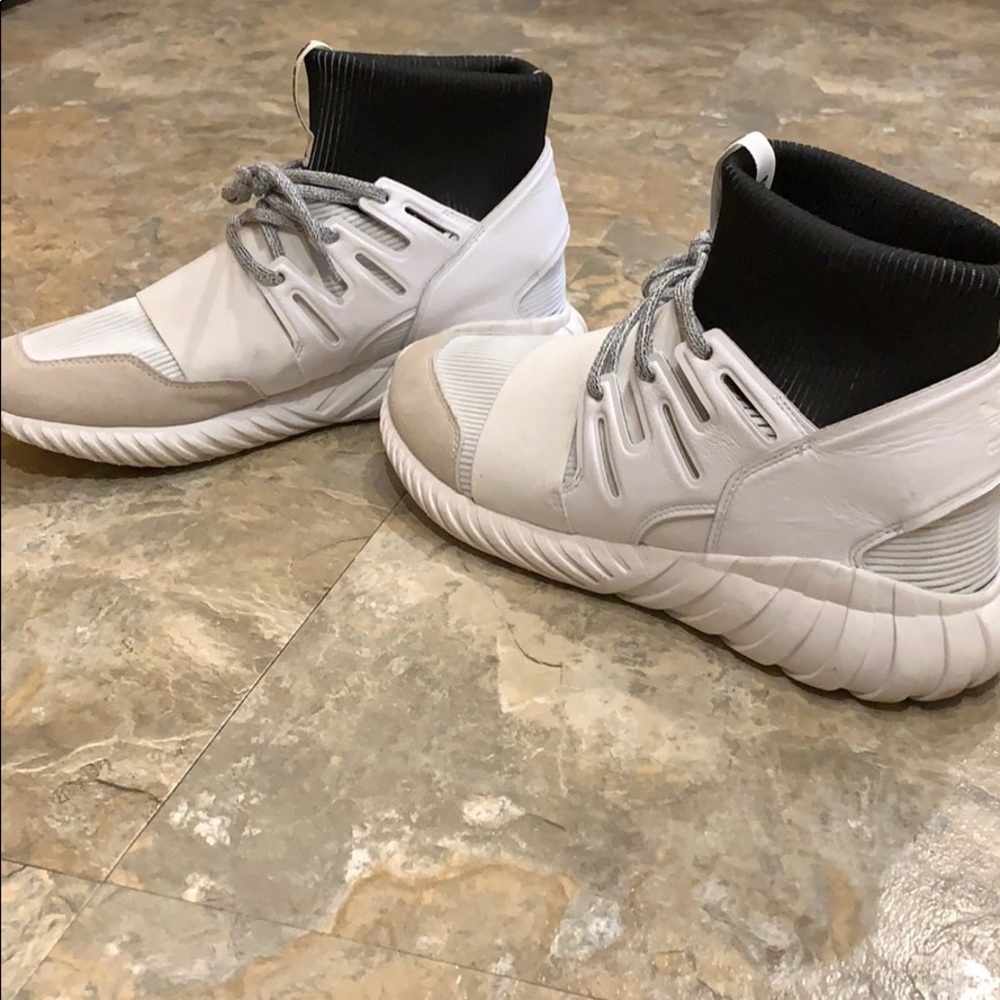 Adidas yin yang tubular dooms